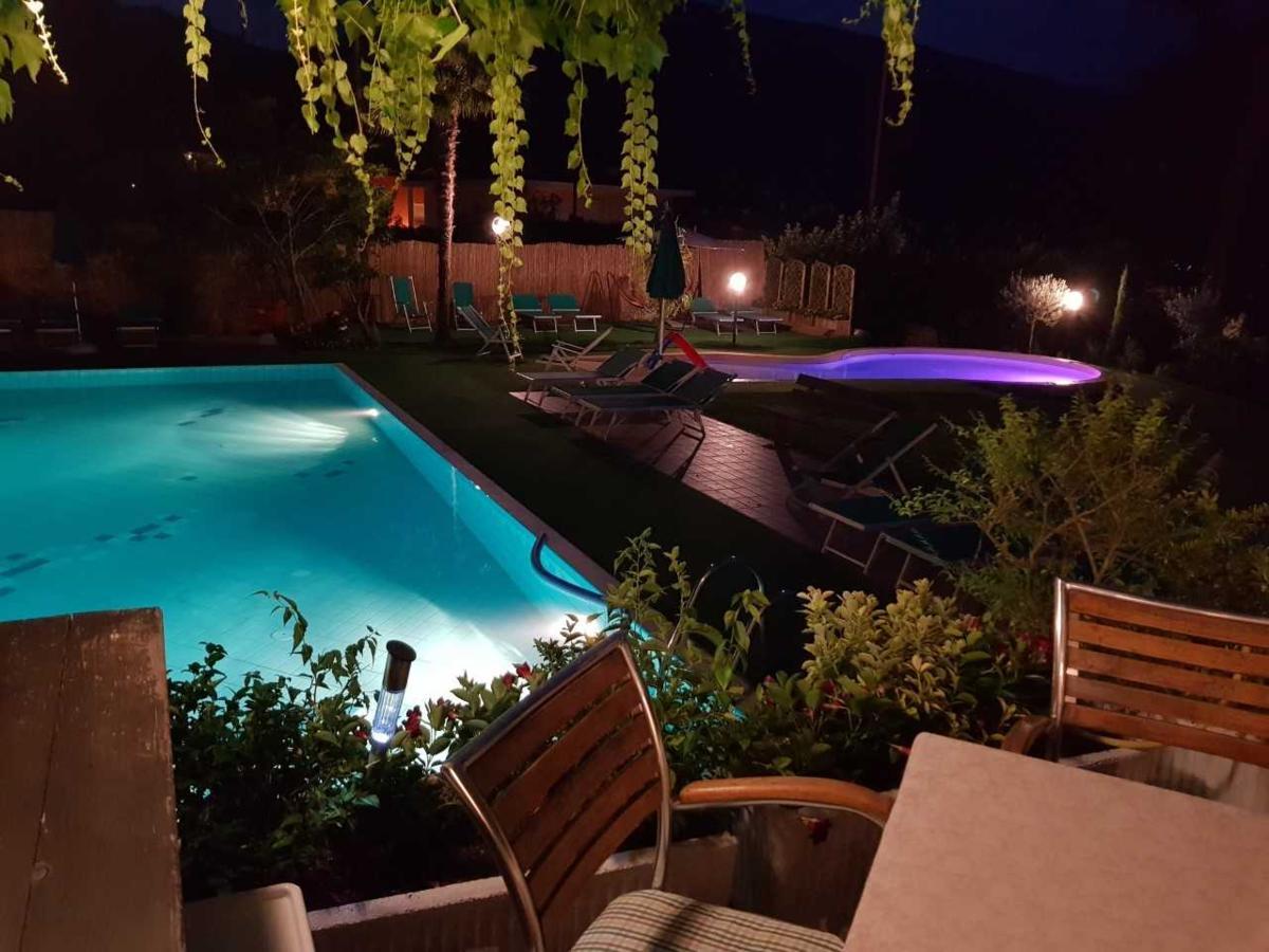 Residence Concaverde Pomarolo Екстер'єр фото